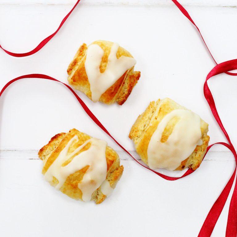 almond rolls - Christmas dessert ideas