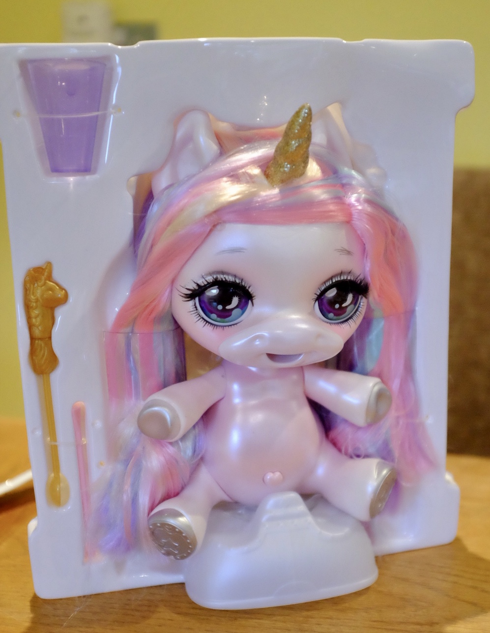 Poopsie Slime Surprise Unicorn - A Review 