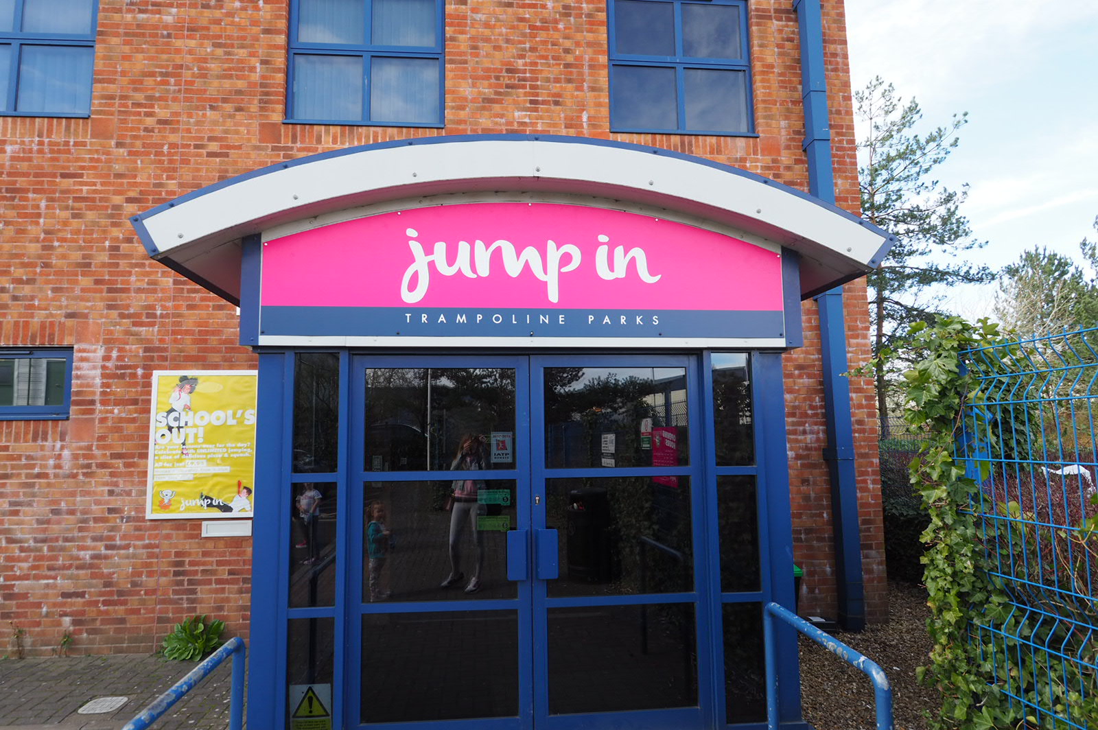Jump In Warwick Trampoline Park REVIEW AD Run Jump Scrap!