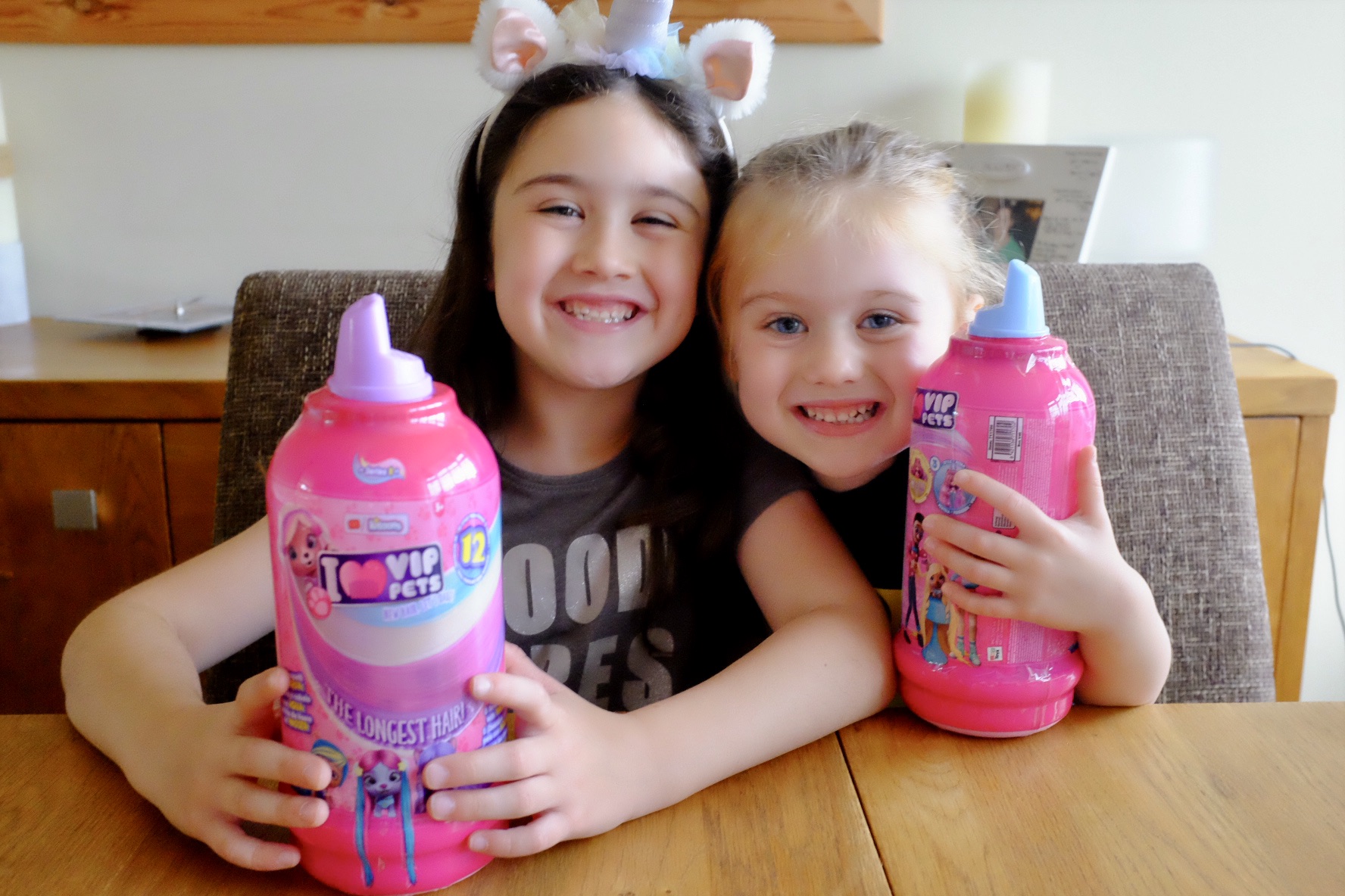 Kids Can Practice Hairstyling with VIP Pets Bow Power - The Toy Insider