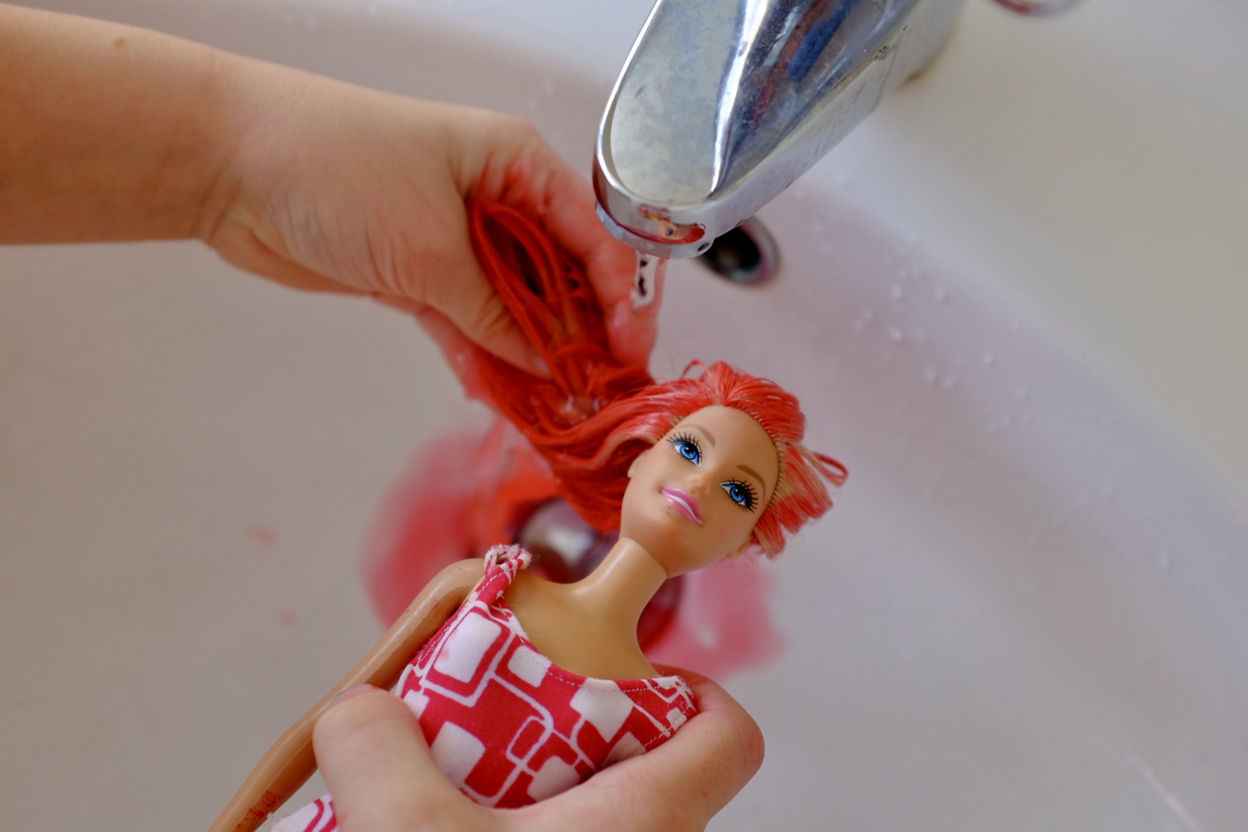 Dye a Barbie's Hair with Paint Sticks Easy and Washes Out!