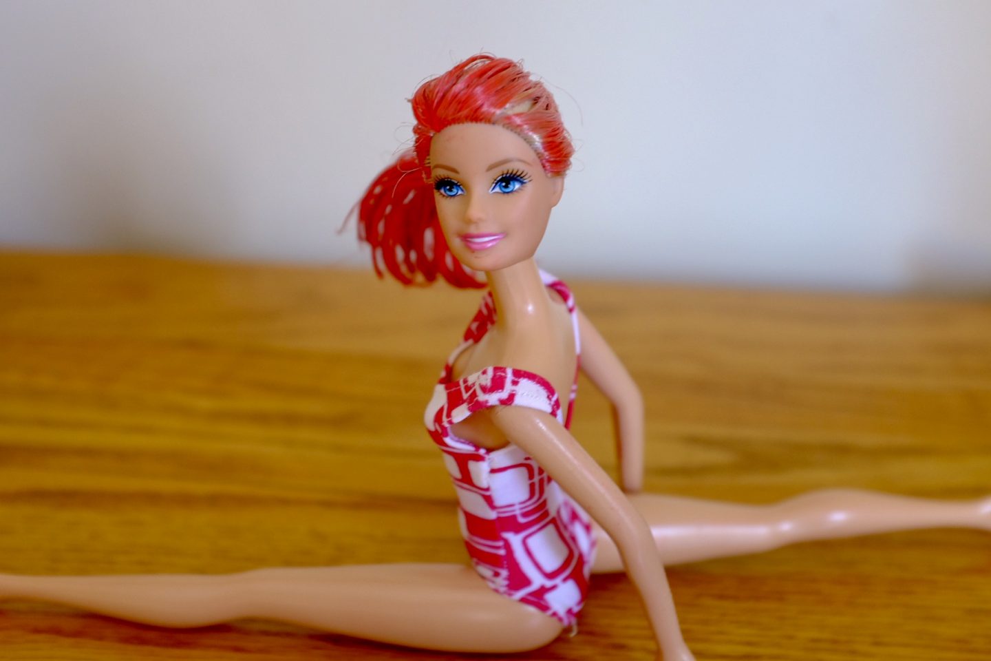 dye a barbie's hair red
