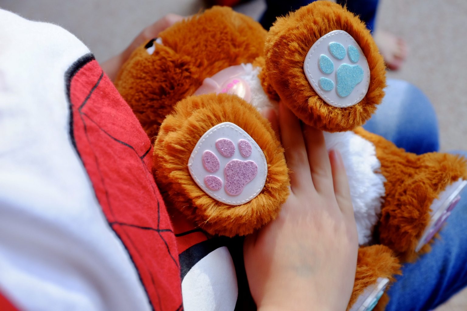 Present Pets REVIEW Interactive Push Pup That Unboxes Itself