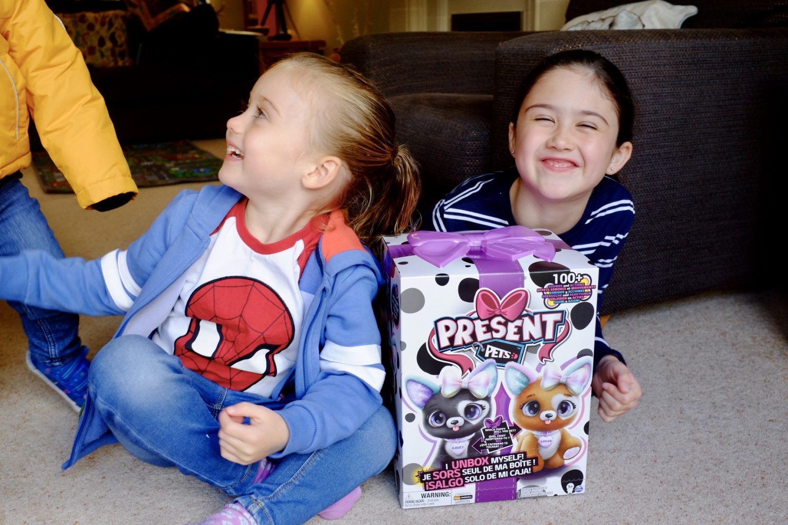 Present Pets REVIEW Interactive Push Pup That Unboxes Itself