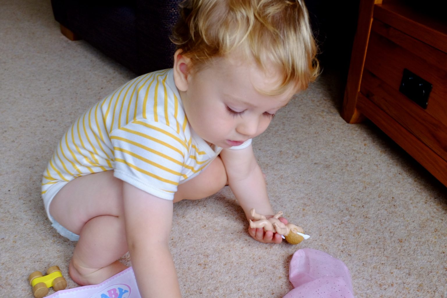 How To Entertain Your 18 Month Old at Home AD Run Jump Scrap!