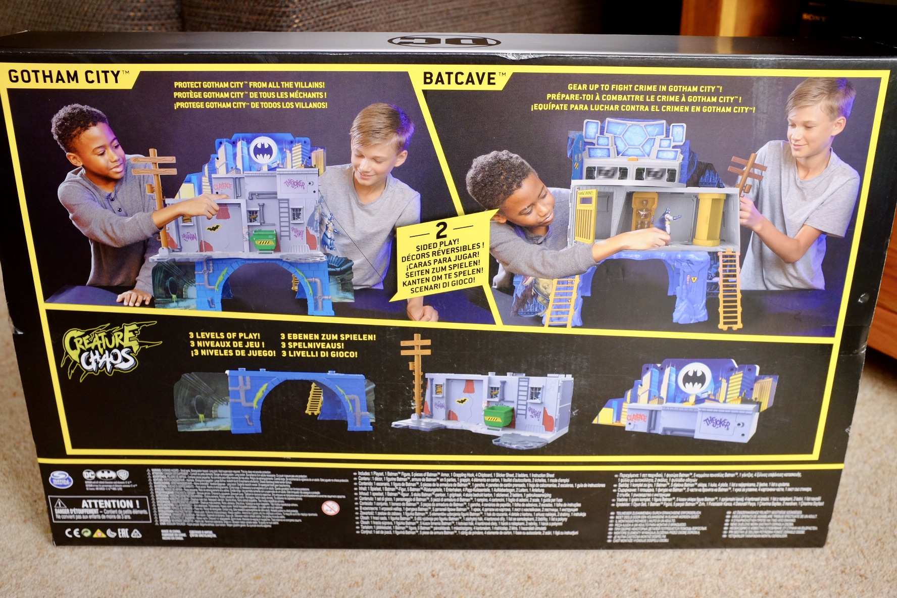 BATMAN Mission Batcave & Launch & Defend Batmobile REVIEW