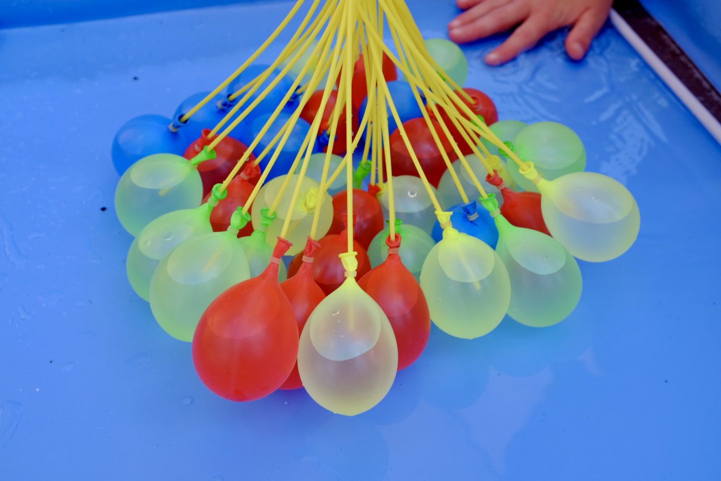 Fast Fill Magic Water Balloons Self Tying O Water bombs bunch Summer Child Kid T 