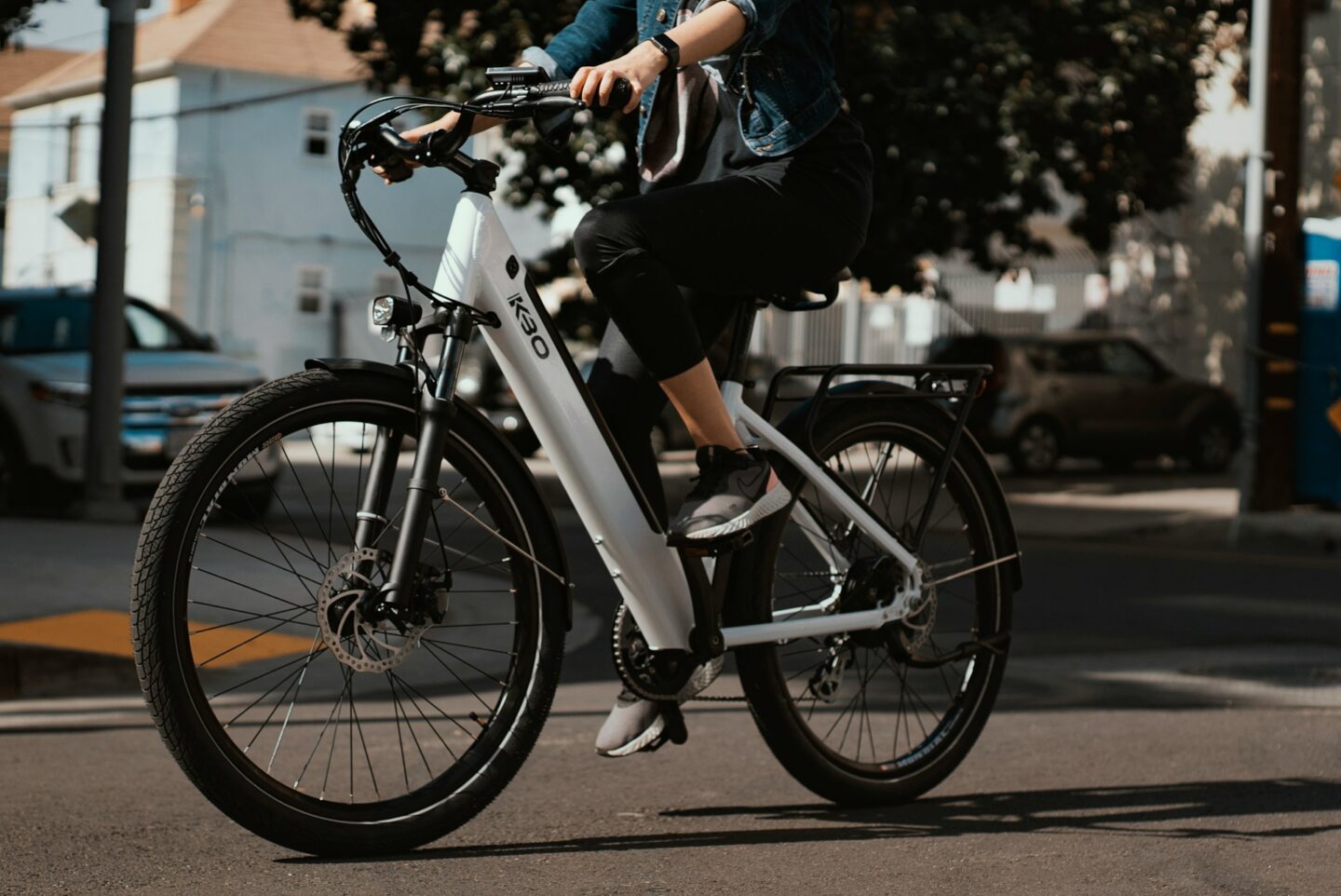 Pedal Power Lifestyle: Integrating E-Bikes into Your Daily Routine