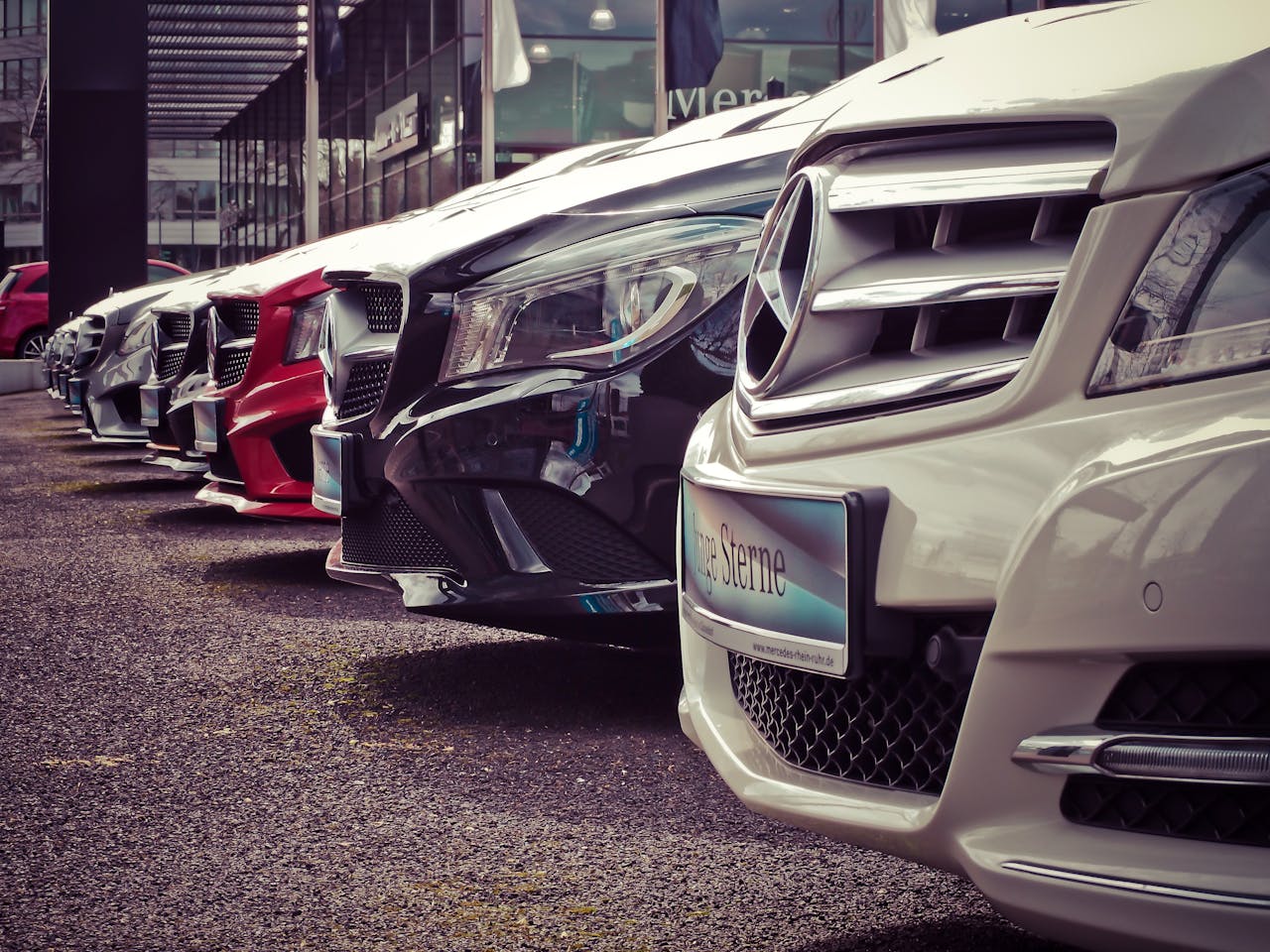 6 Reasons Birmingham Drivers Prefer Hire Purchase for Used Cars