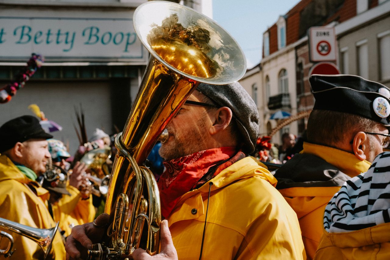 What Makes the French Horn Instrument So Unique in an Orchestra